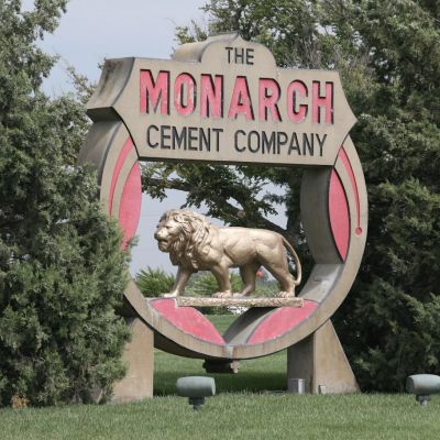 Monarch Cement Company Bus Tour